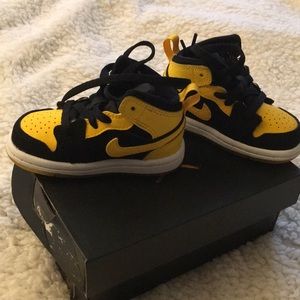 Toddler Nike  shoes
